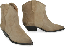 Load image into Gallery viewer, Dewina suede ankle boots

