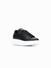 Load image into Gallery viewer, Alexander McQueen Sneakers Black
