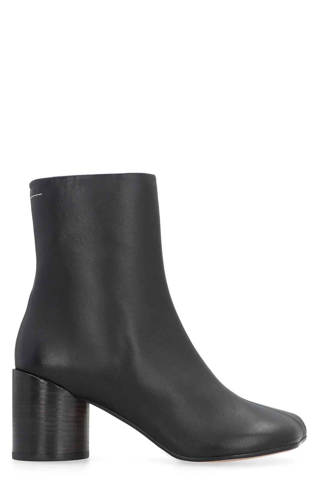 Anatomic leather ankle boots