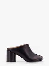 Load image into Gallery viewer, MM6 Maison Margiela Sandals Black
