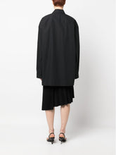 Carica l&#39;immagine nel visualizzatore di Gallery, 032C Camicie Nero
